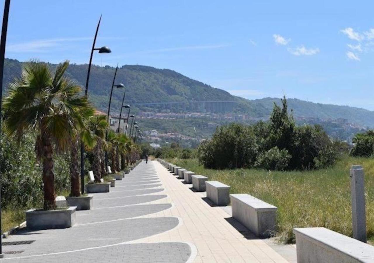 Vila L'Albero Di Limoni Sul Mare Di Pizzo Exteriér fotografie